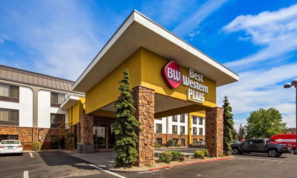 Best Western Plus Olympic Inn
