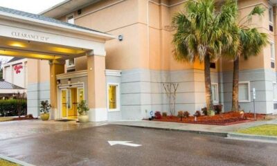 Comfort Inn & Suites Airport Convention Center