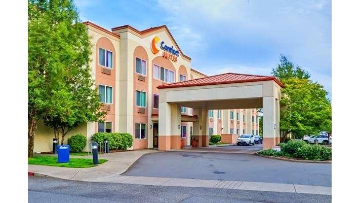 Comfort Suites Springfield Riverbend Medical