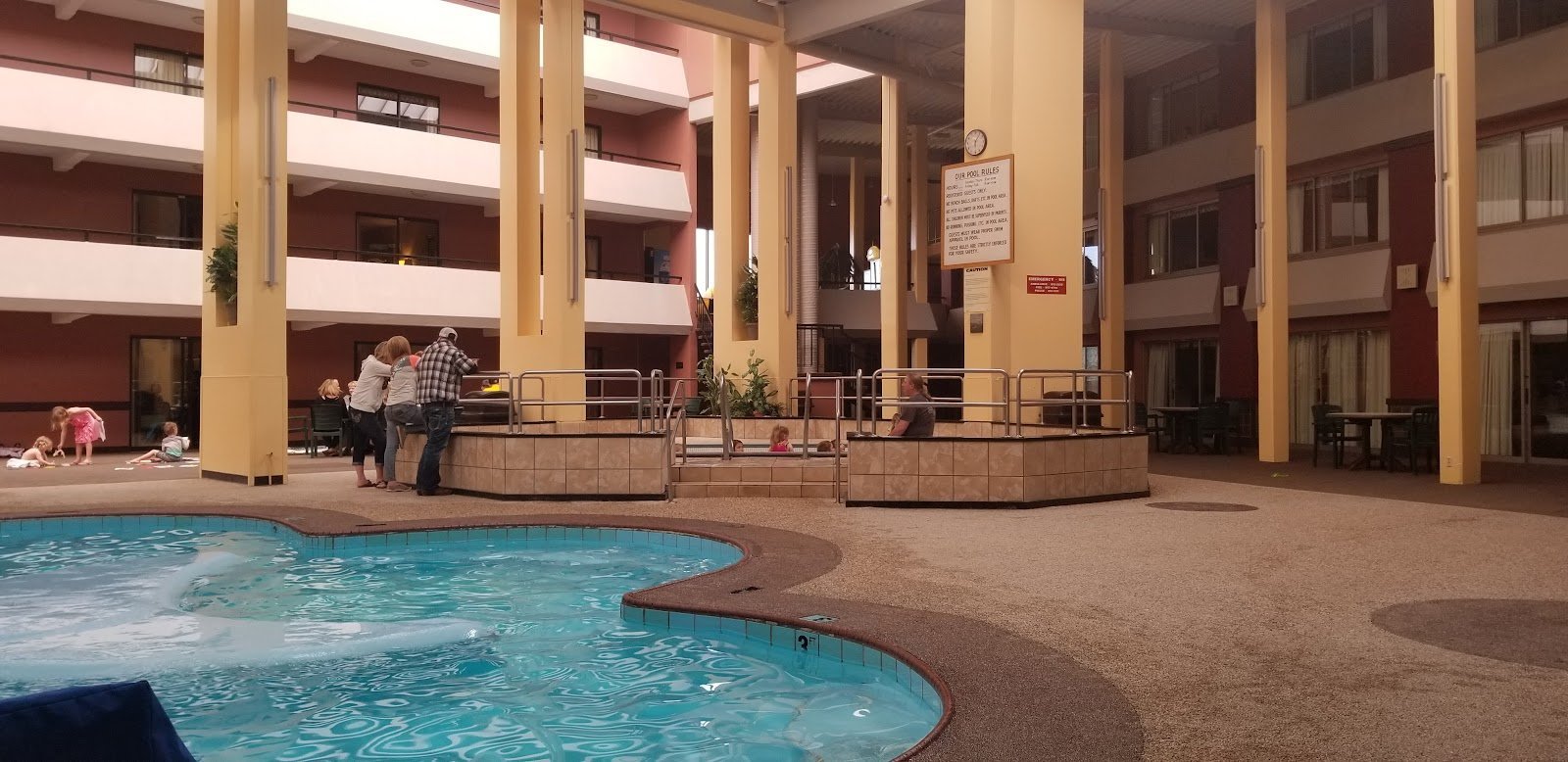 Grand Oasis Hotel Minot