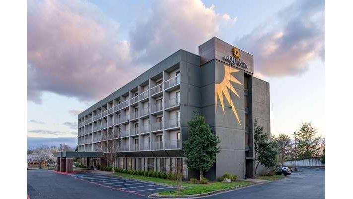 La Quinta Inn & Suites By Wyndham Kingsport Tricities Airpt