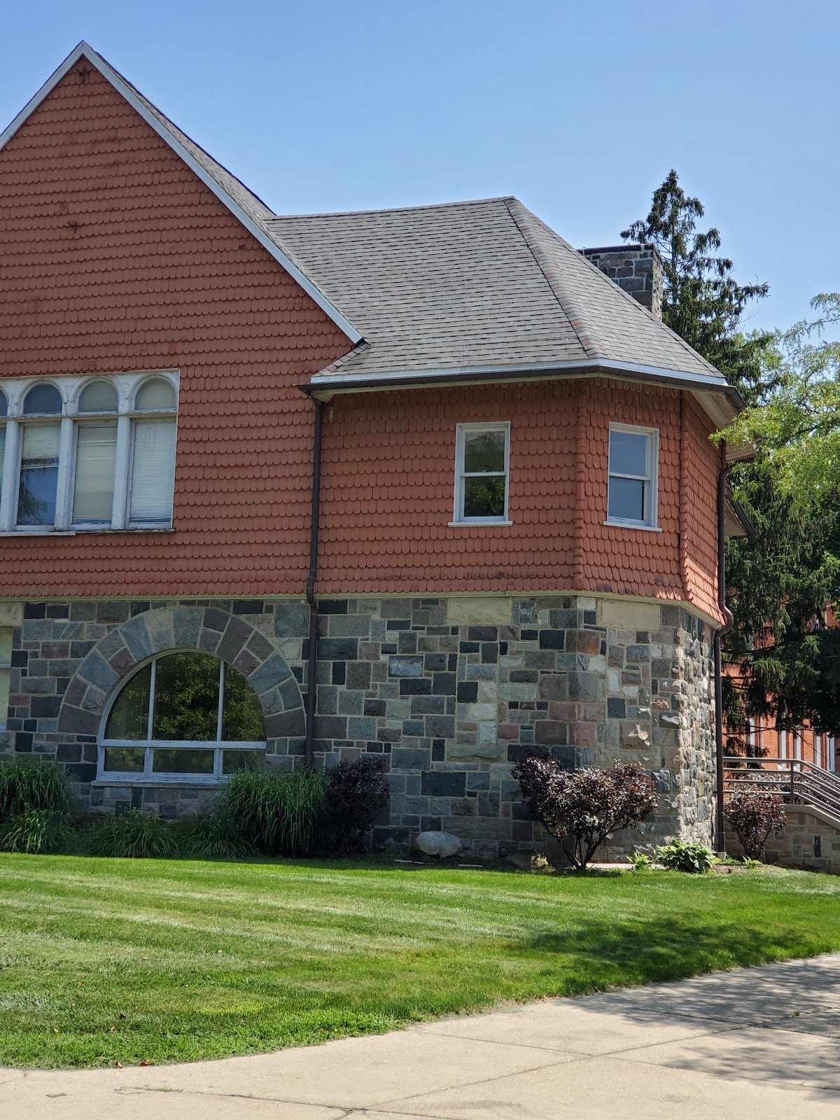 Mckenny Hall