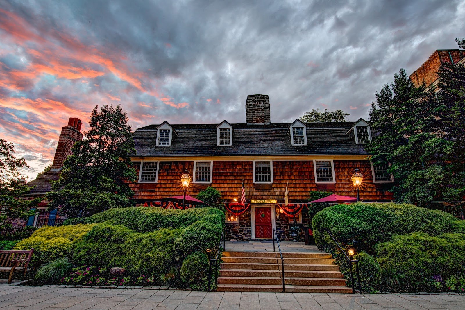 Nassau Inn