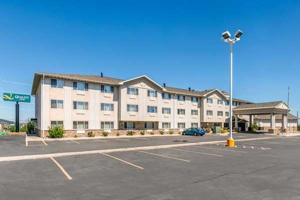 Quality Inn Near Monument Health Rapid City Hospital