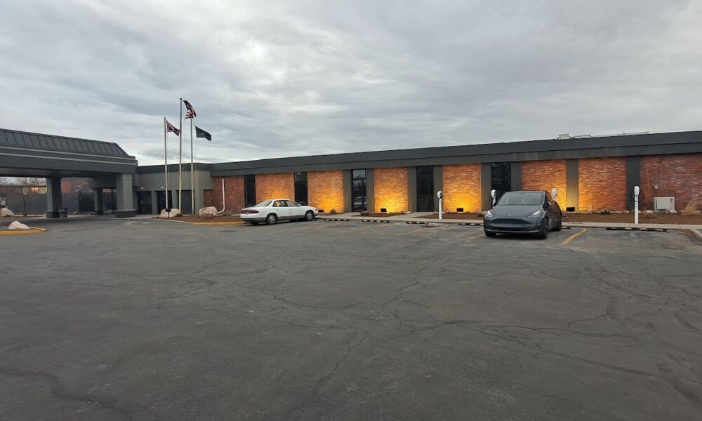 Riverside Hotel & Conference Center