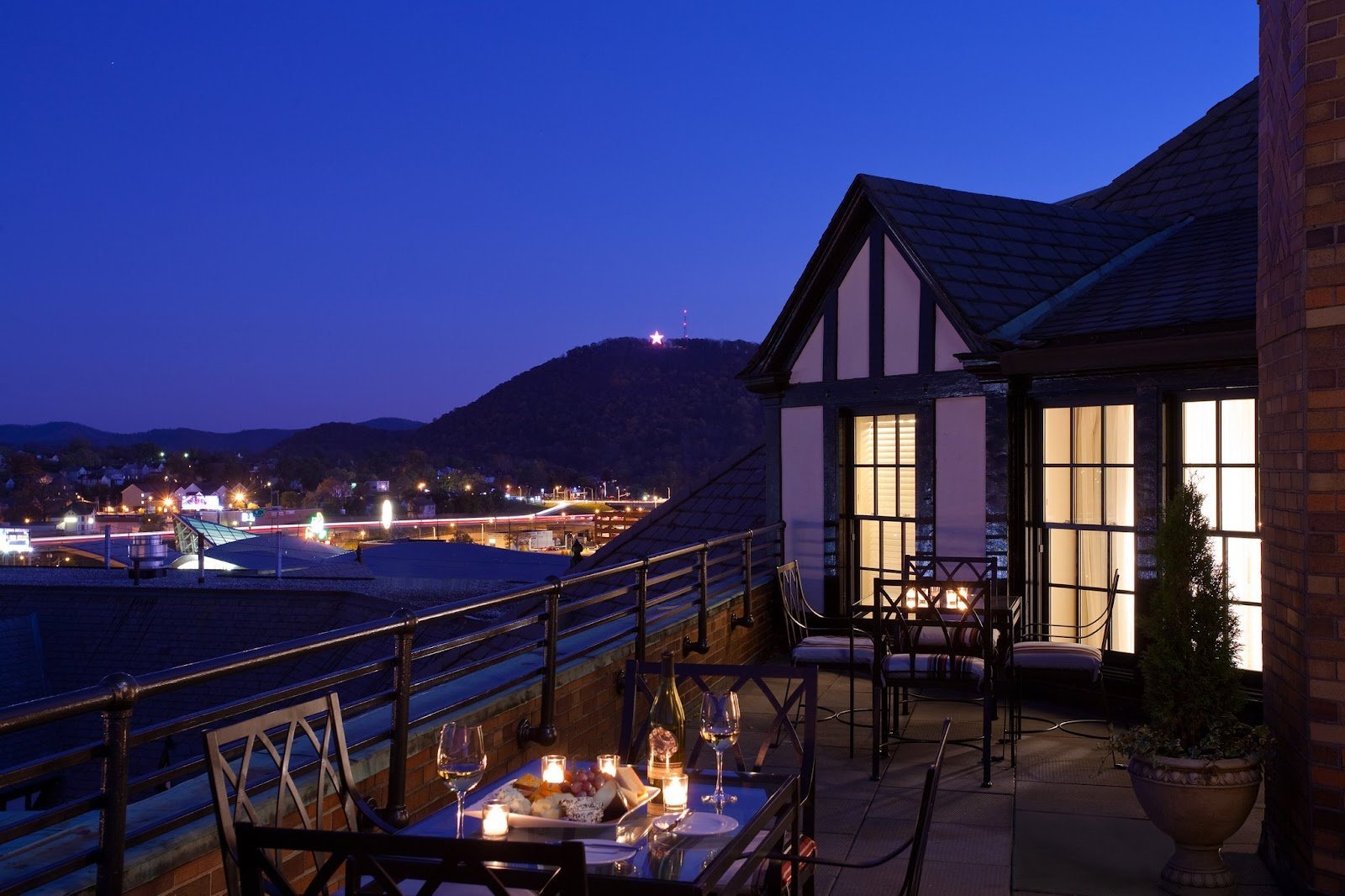 The Hotel Roanoke & Conference Center