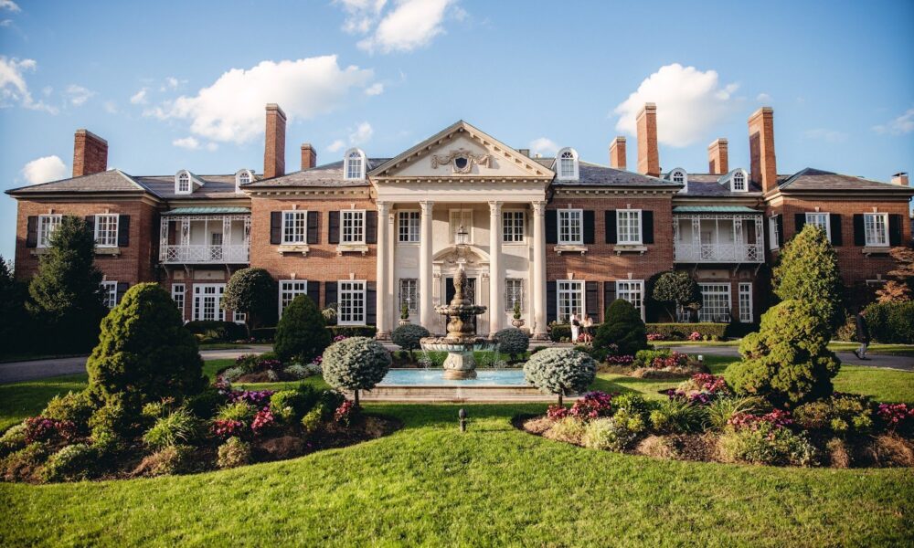 The Mansion at Glen Cove