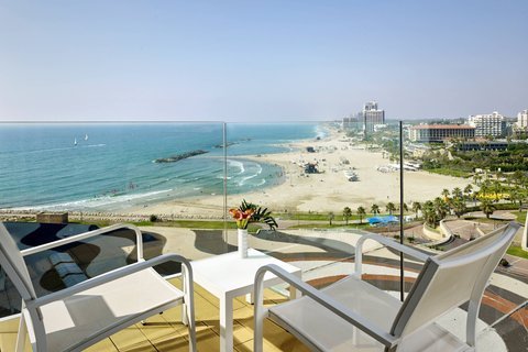 The Ritz-Carlton