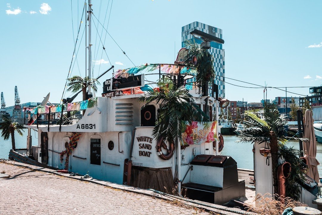 White Sand Boat